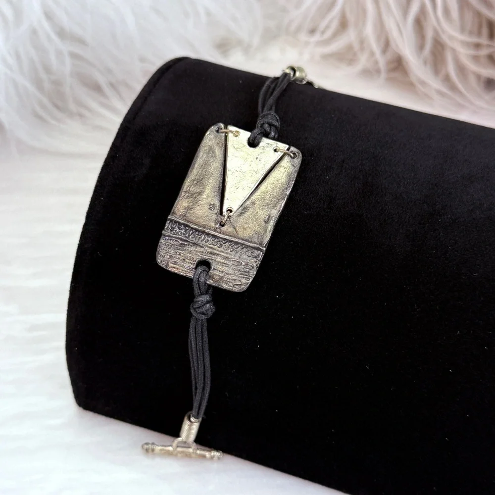 Vintage modernist costume small bracelet